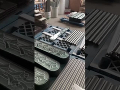 Inserti di vetro per porte interne colorate con rivestimento in zinco